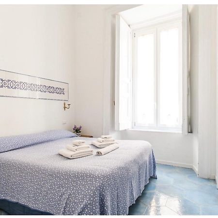 Il Sole Di Montesanto Bed and Breakfast Napoli Eksteriør billede