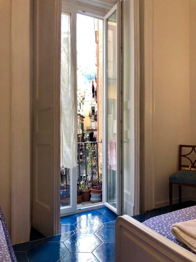 Il Sole Di Montesanto Bed and Breakfast Napoli Eksteriør billede