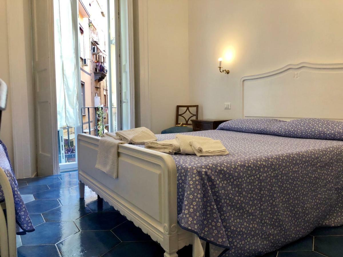 Il Sole Di Montesanto Bed and Breakfast Napoli Eksteriør billede