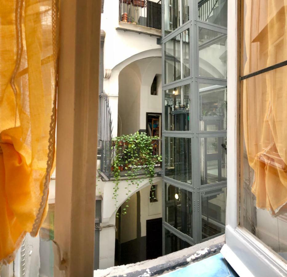 Il Sole Di Montesanto Bed and Breakfast Napoli Eksteriør billede