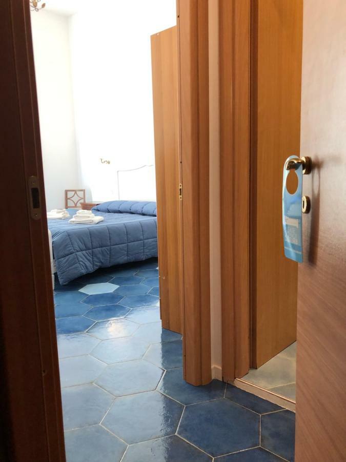 Il Sole Di Montesanto Bed and Breakfast Napoli Eksteriør billede
