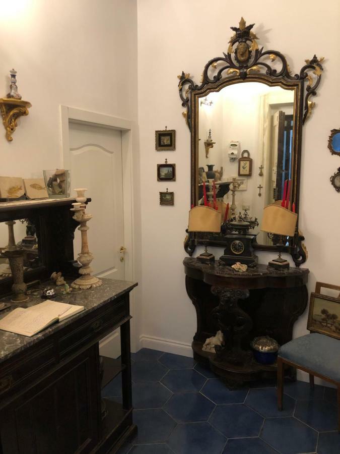 Il Sole Di Montesanto Bed and Breakfast Napoli Eksteriør billede